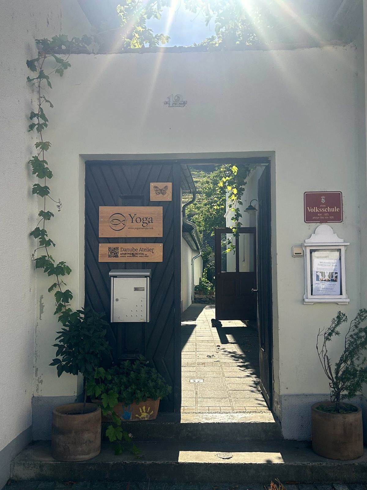 Eingang zum Danube Atelier in Rossatz 12